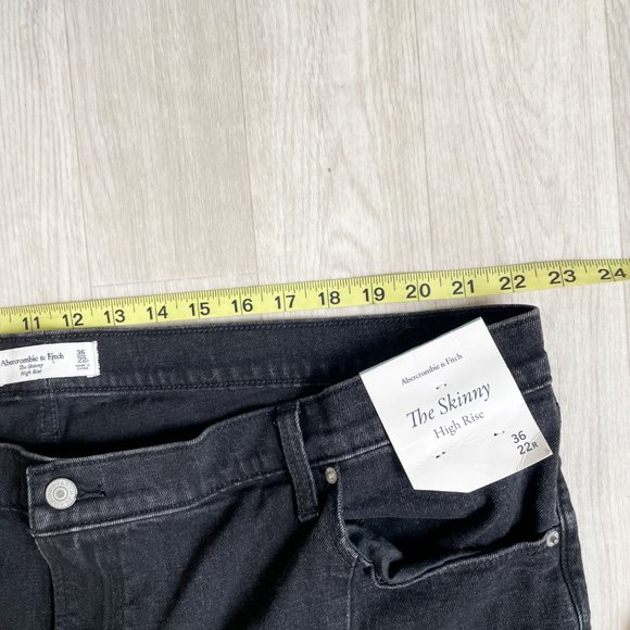 Abercrombie Skinny High Rise Jeans Split Hem Washed Black Size 36 Size 22 NEW - Picture 12 of 14